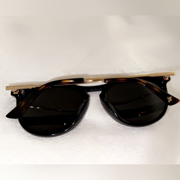 Gucci sunglasses - Picture 3 of 4